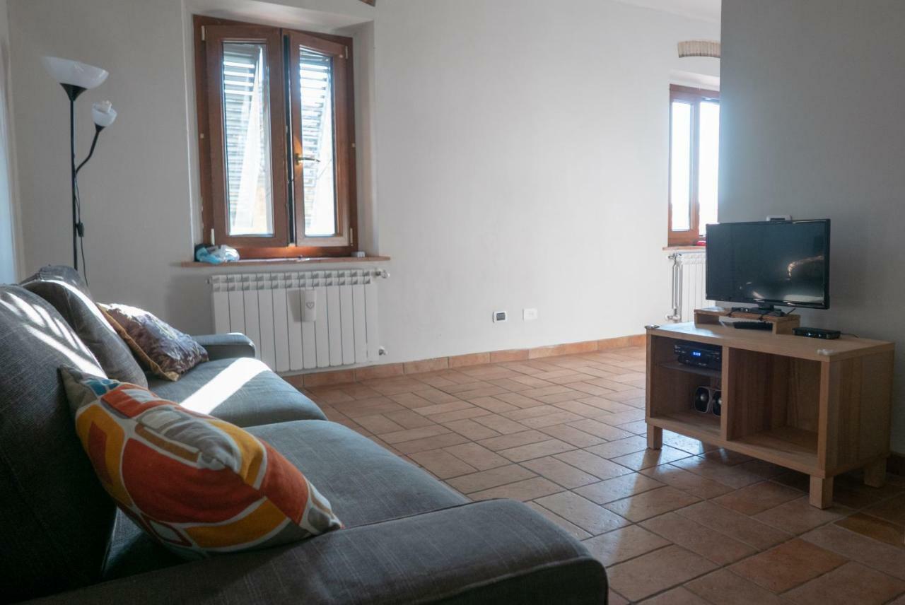 La Casa Di Paolo Sulla Via Francigena Apartment Castelnuovo D'Elsa Luaran gambar
